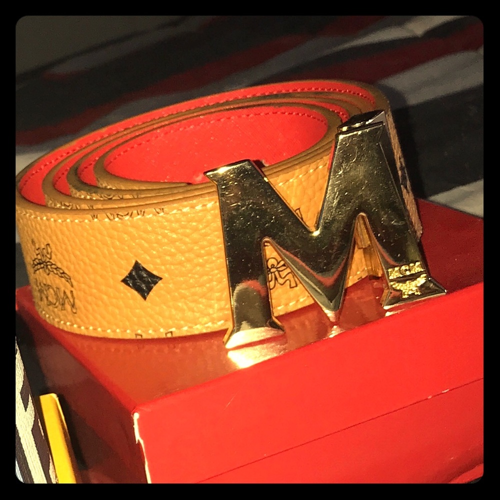 Men’s MCM designer belt come with box /card